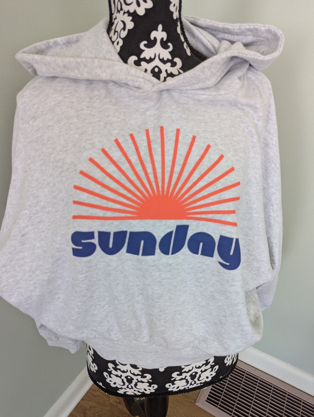 Chaser Sunday Oversized Cropped Hoodie Sweatshirt Size S